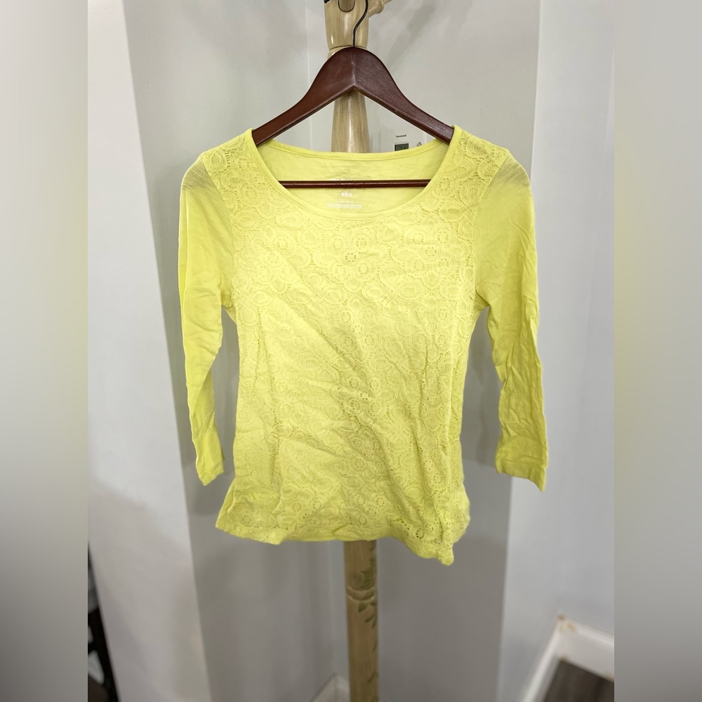 Yellow lace long sleeve tee